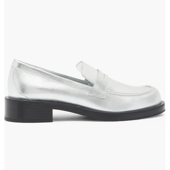 🌹STUART WEITZMAN🌹 Palmer Bold Loafer In Silver Size: 10B